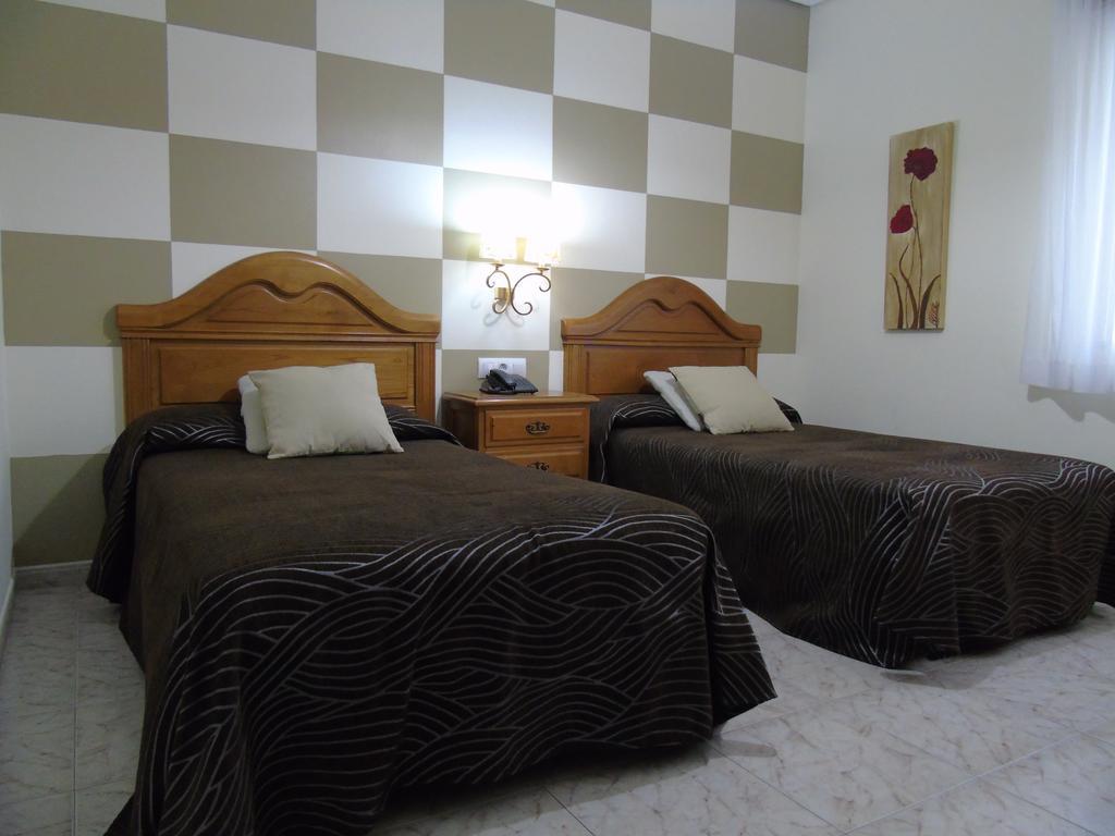 Hotel Bruselas A Guarda Phòng bức ảnh