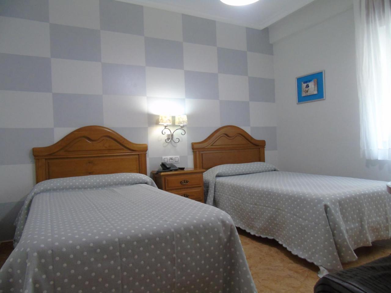 Hotel Bruselas A Guarda Ngoại thất bức ảnh
